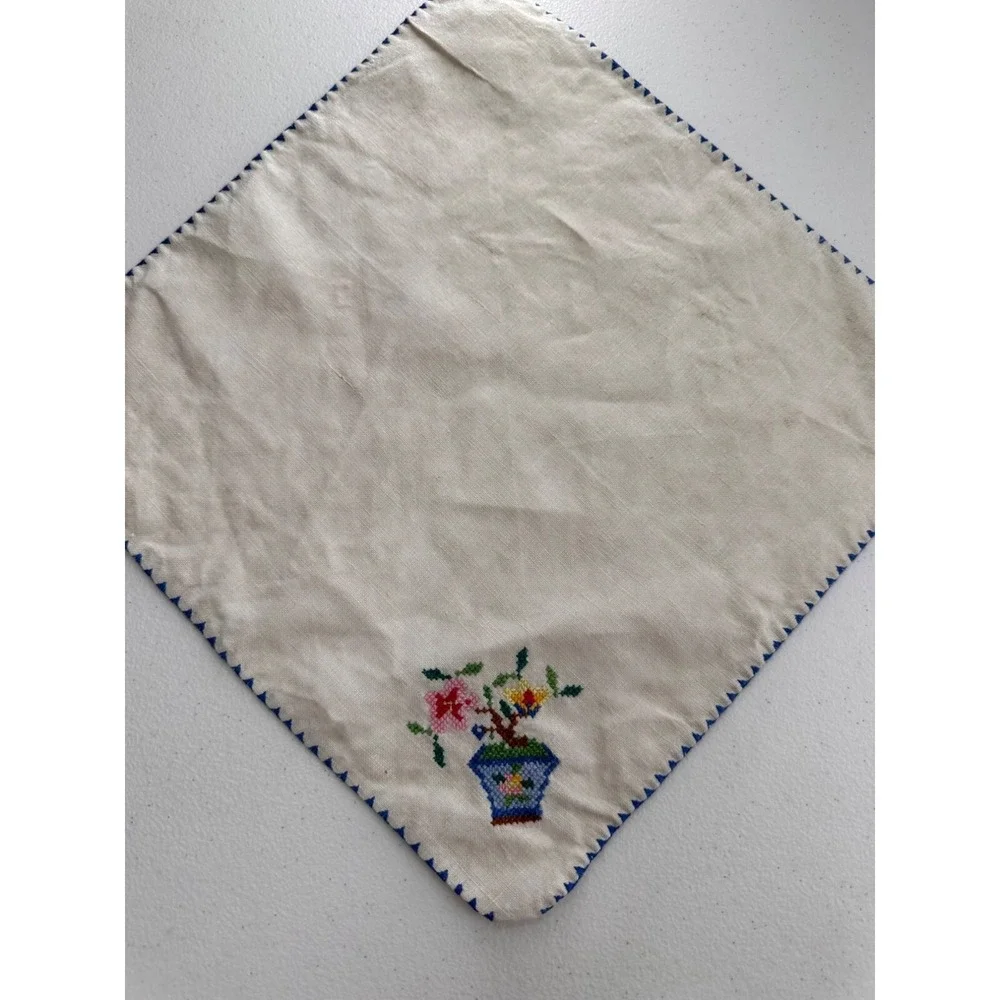 Vtg Embroidered Linen Napkins Set Of‎ 4 10x10 needlepoint country granny boho